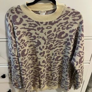 Main Strip Leopard Print Sweater